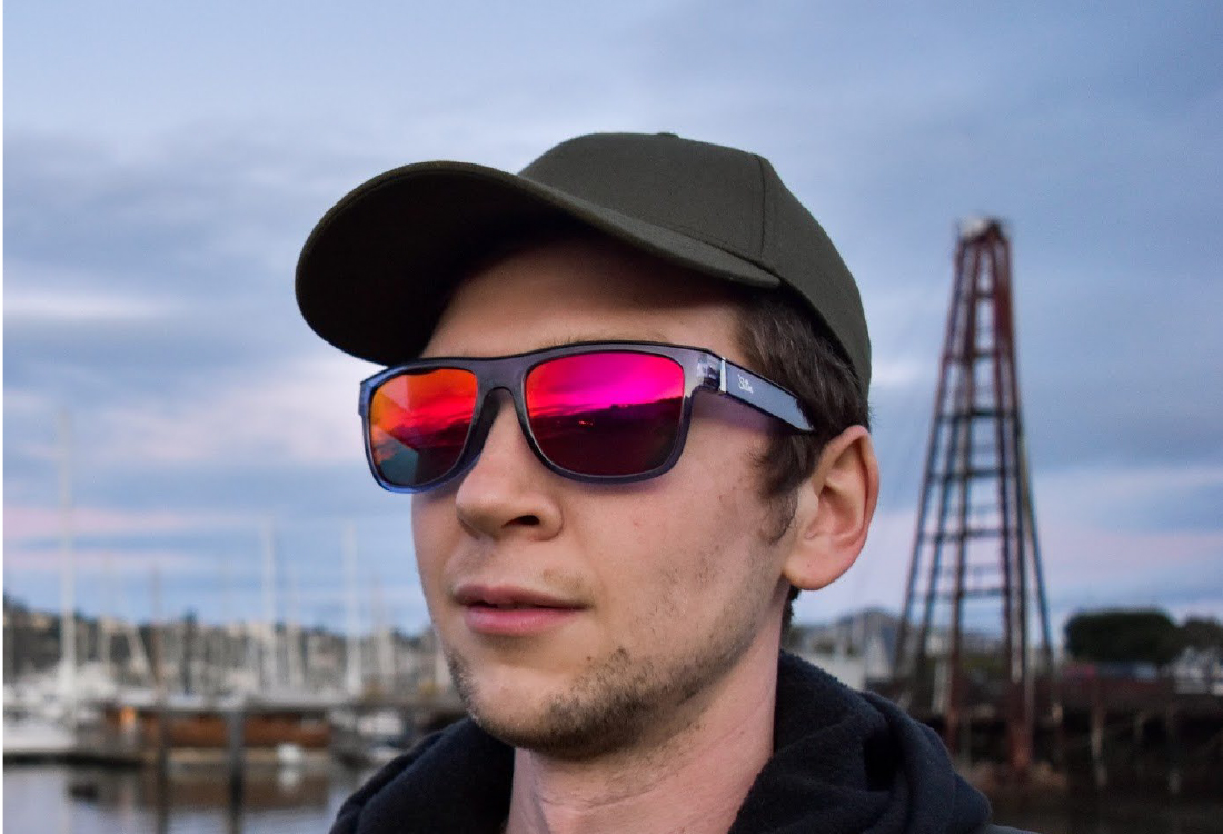 Hazy Skyline Polarised Sunglasses guy Hazy Skyline Polarised Sunglasses guy